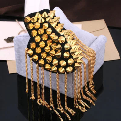 Gold studded tassel chain brooch luxury fashion accessory